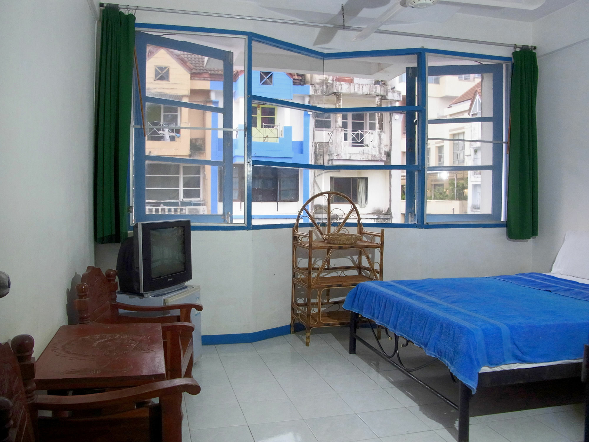 Niku Guesthouse Patong 外观 照片